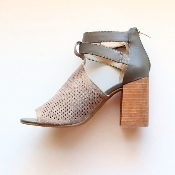 Marc Fisher Taupe Laser-cut Suede Leather Peep Toe Block Heel Ankle Strap Sandal - Picture 9 of 16